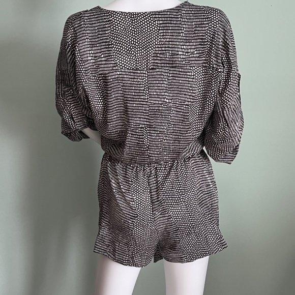 BCBG MaxAzria Black/White Polkadot Belted Short Romper/Jumpsuit S - Picture 6 of 14